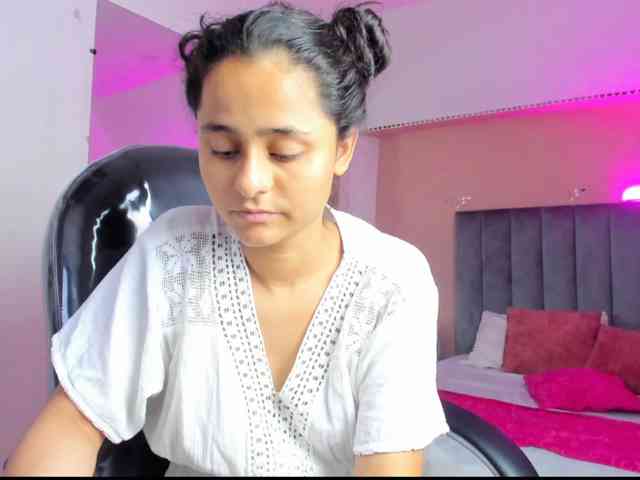 Giselle-Roldan webcam