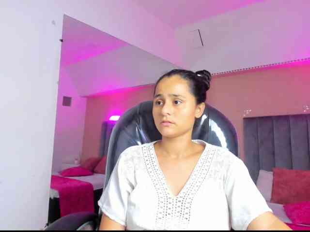 Giselle-Roldan webcam