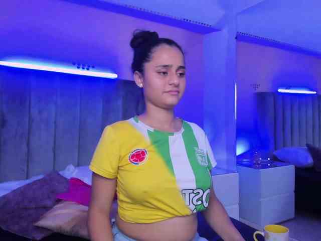 Giselle-Roldan webcam