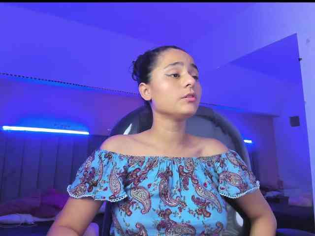 Giselle-Roldan webcam