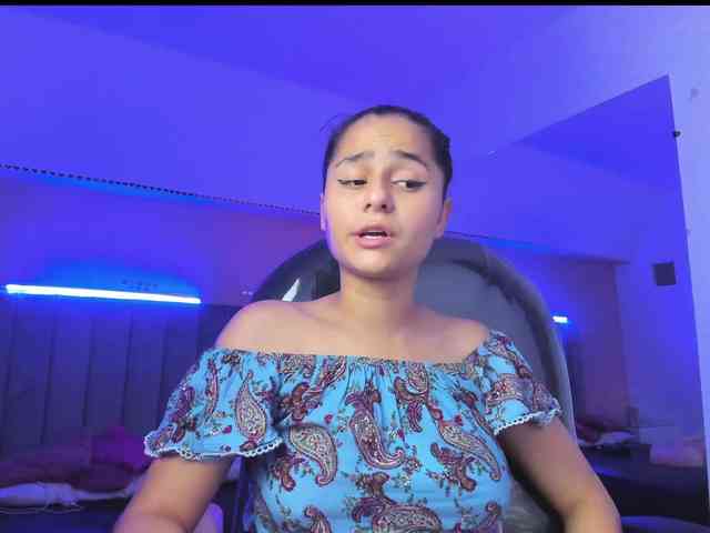 Giselle-Roldan webcam