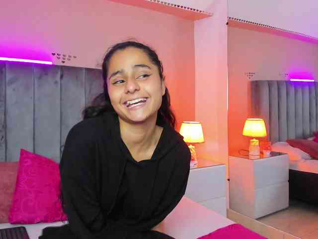 Giselle-Roldan webcam