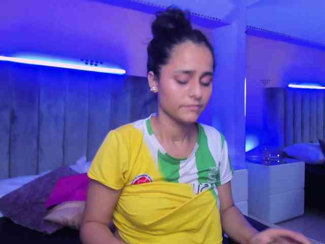 Giselle-Roldan webcam