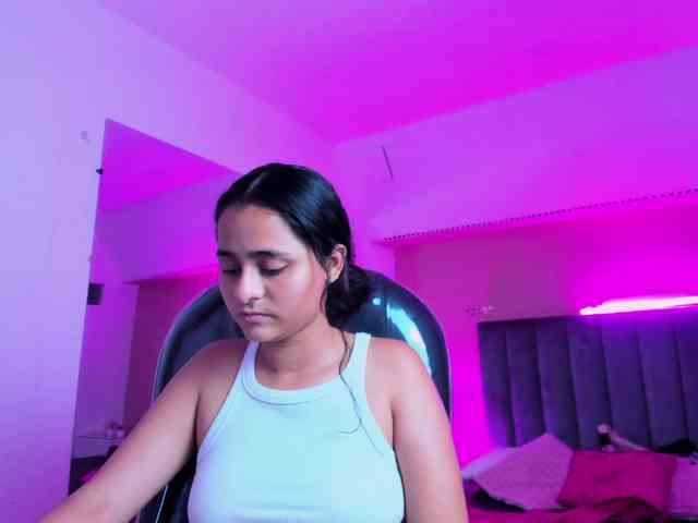 Giselle-Roldan webcam