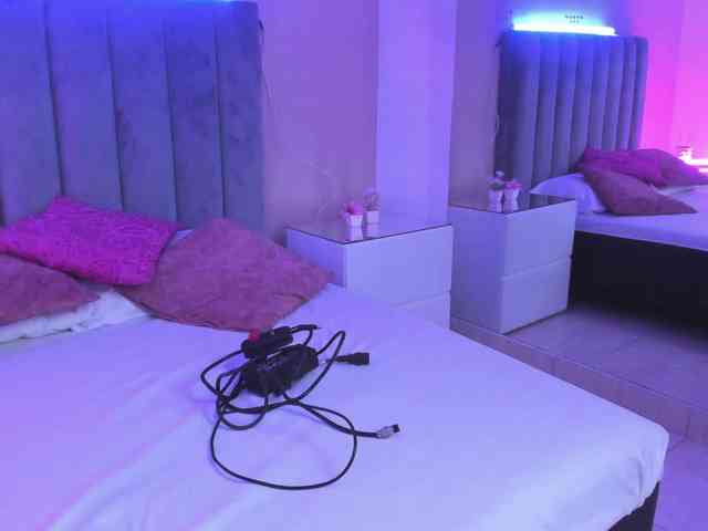 Giselle-Roldan webcam