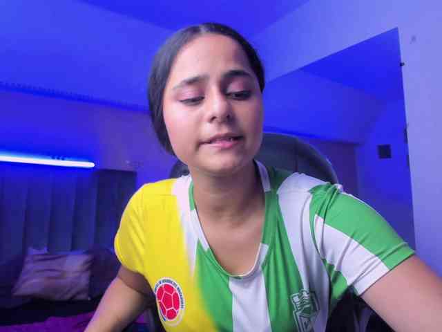 Giselle-Roldan webcam