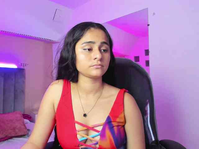 Giselle-Roldan webcam