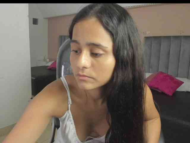 Giselle-Roldan webcam