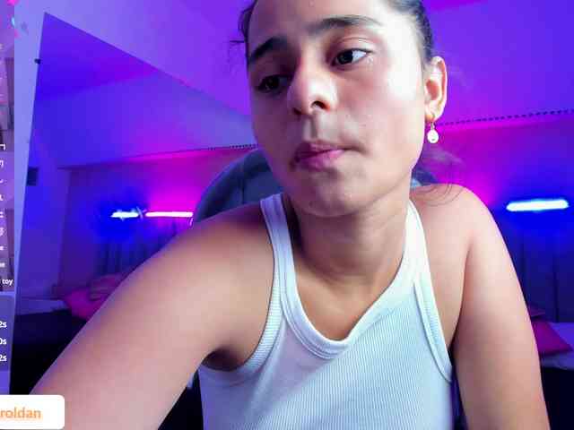 Giselle-Roldan webcam