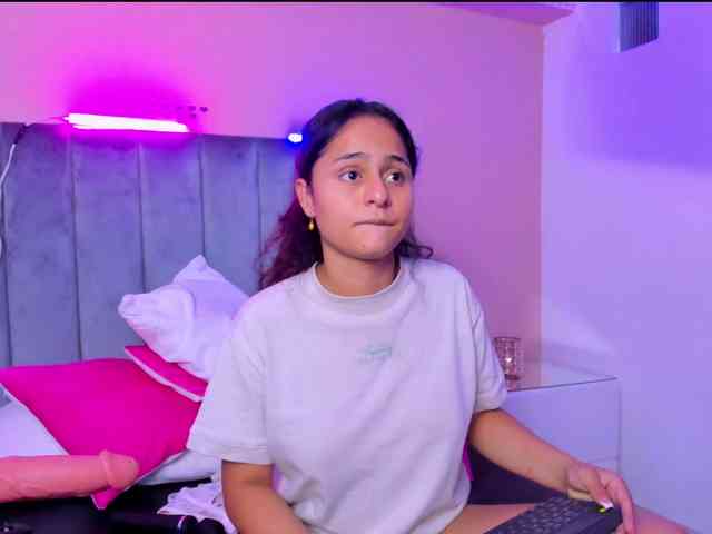 Giselle-Roldan webcam