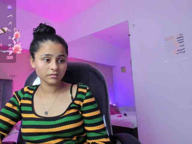 Giselle-Roldan webcam