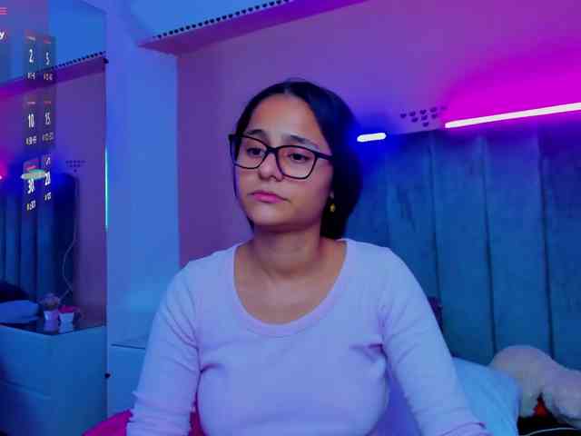 Giselle-Roldan webcam