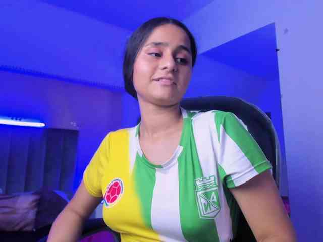 Giselle-Roldan webcam