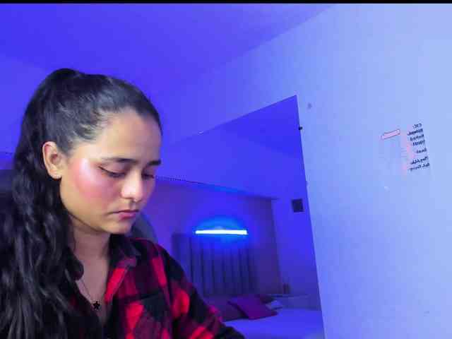 Giselle-Roldan webcam
