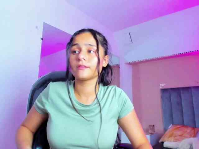 Giselle-Roldan Live Webcam on BongaCams