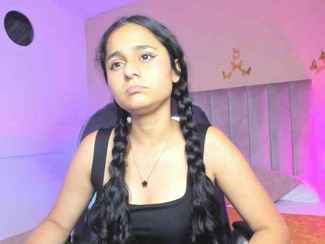 Giselle-Roldan webcam