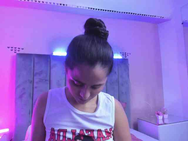 Giselle-Roldan webcam