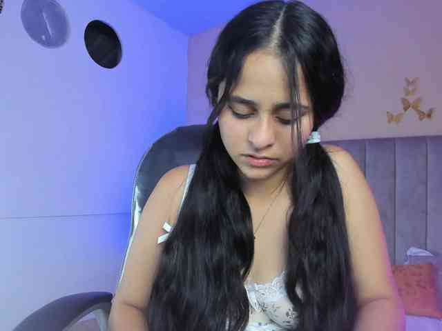 Giselle-Roldan webcam