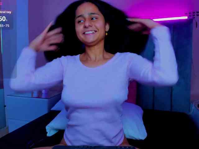 Giselle-Roldan webcam