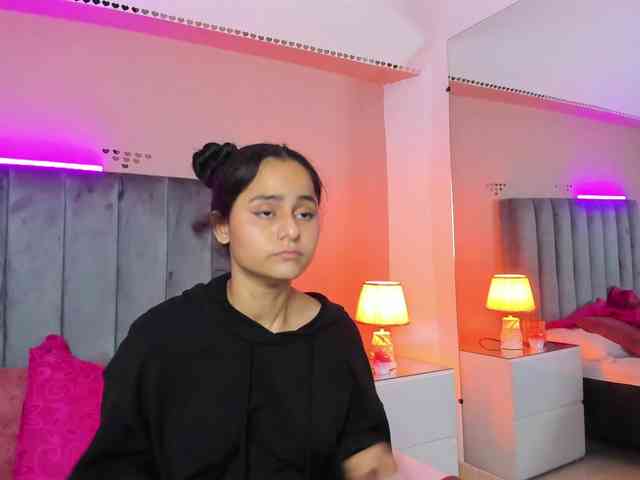 Giselle-Roldan webcam