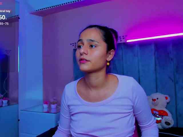 Giselle-Roldan webcam