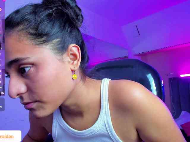 Giselle-Roldan webcam