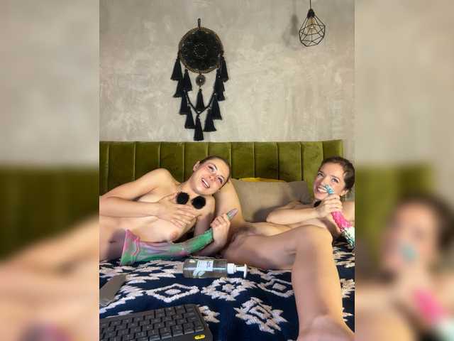 pinkys-slave online
