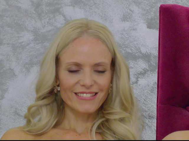 Miss-Jasmine live cam on BongaCams