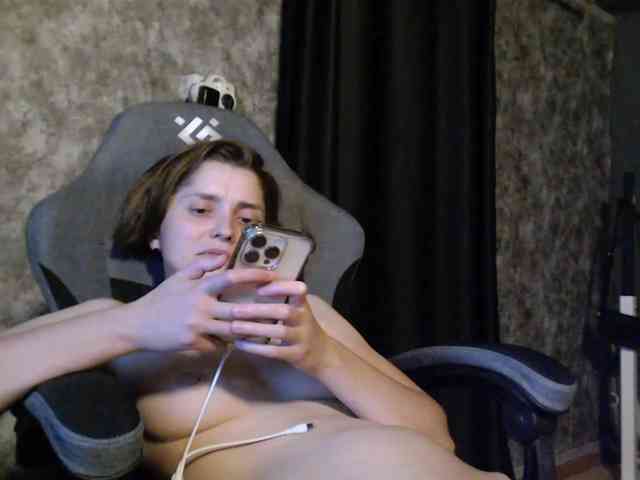 lola6661 webcam
