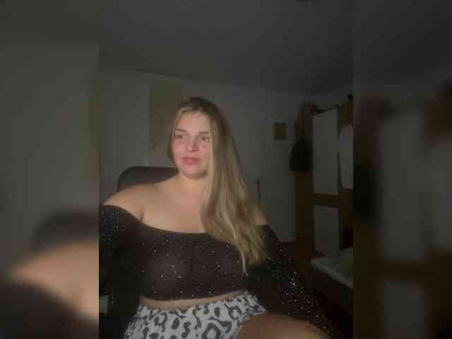 Lil0130 webcam