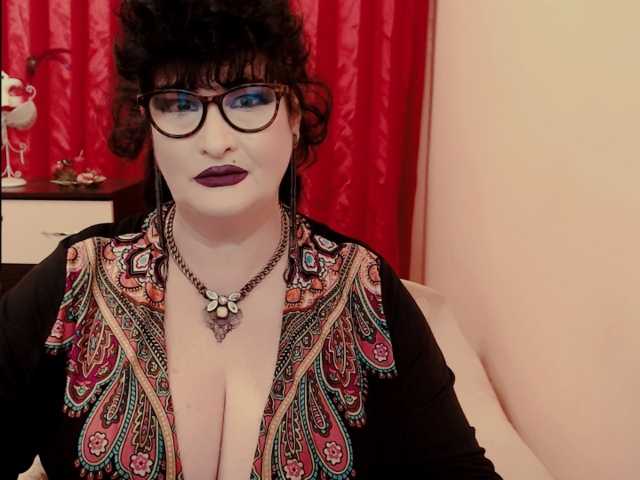 QueenOfSin live cam on BongaCams