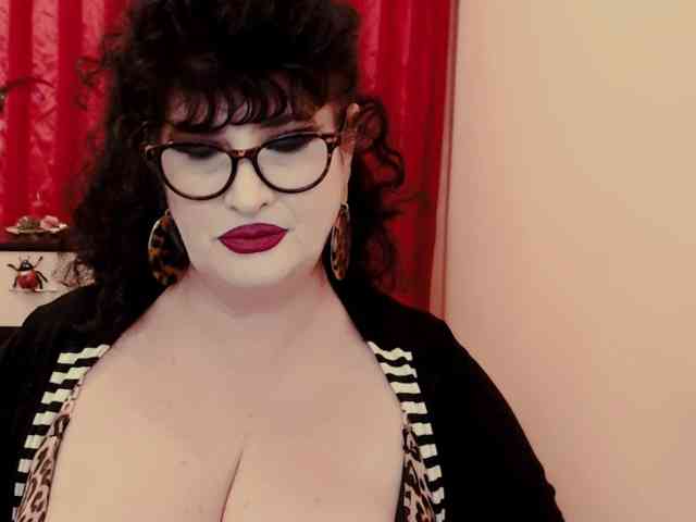 QueenOfSin webcam