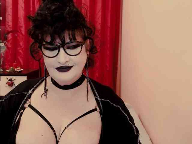 QueenOfSin QueenOfSin