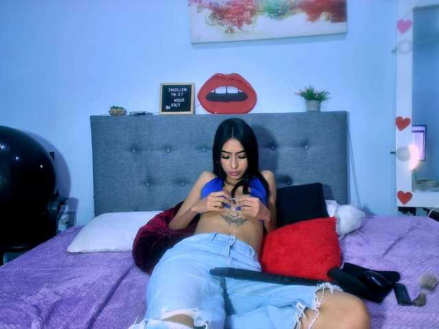 Amberx-Sweet live cam on BongaCams