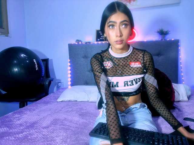 Amberx-Sweet live cam on BongaCams