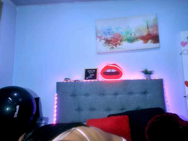 Amberx-Sweet live cam on BongaCams