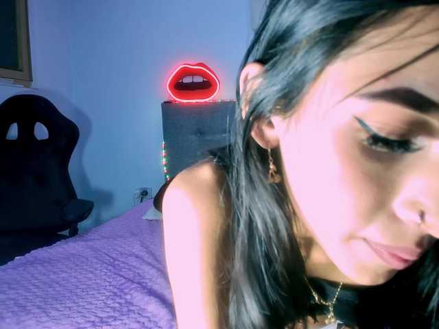 Amberx-Sweet live cam on BongaCams