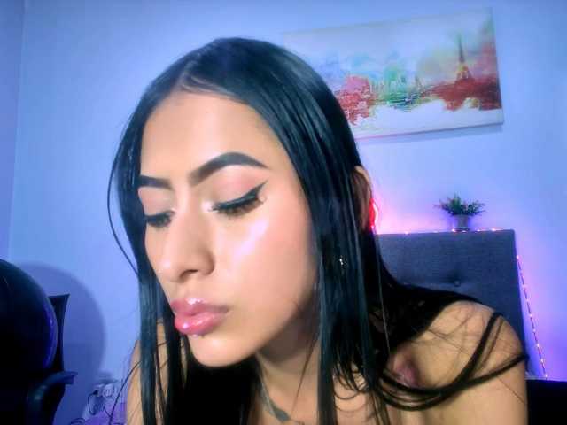 Amberx-Sweet live cam on BongaCams