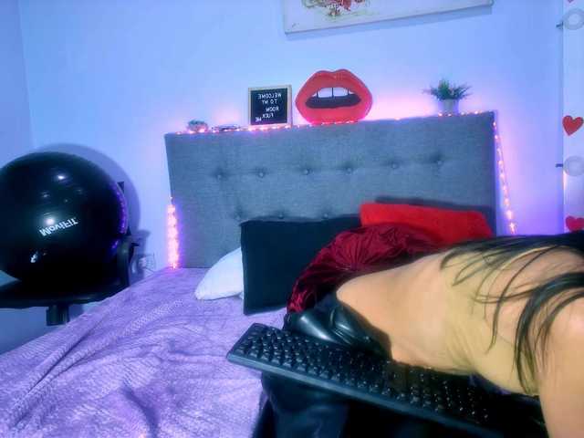 Amberx-Sweet live cam on BongaCams