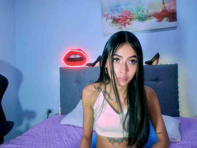 Amberx-Sweet Live Webcam on BongaCams