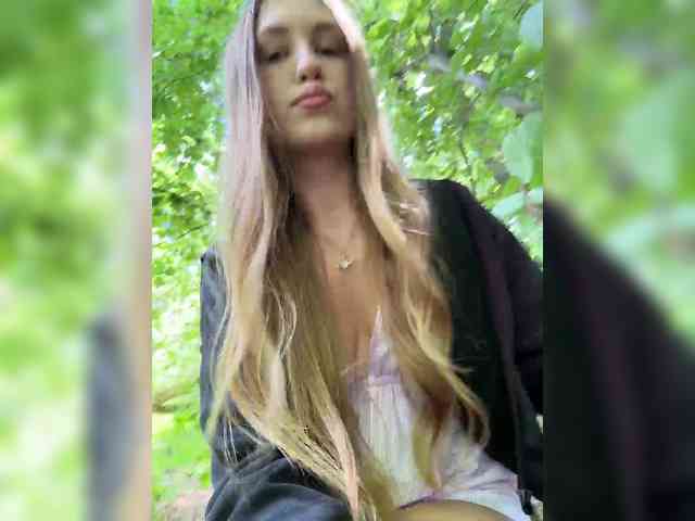 soffy-and-boss Sex Cam Show