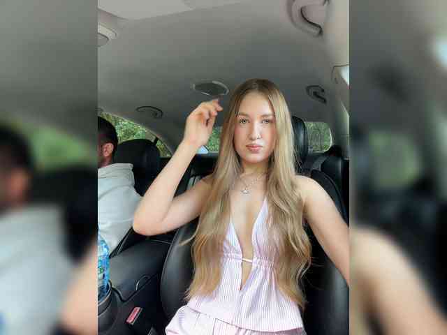 soffy-and-boss Sex Cam Show