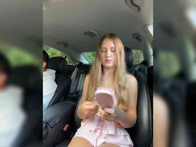 soffy-and-boss Sex Cam Show
