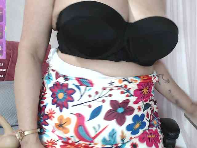 Ariana-Lavoie webcam