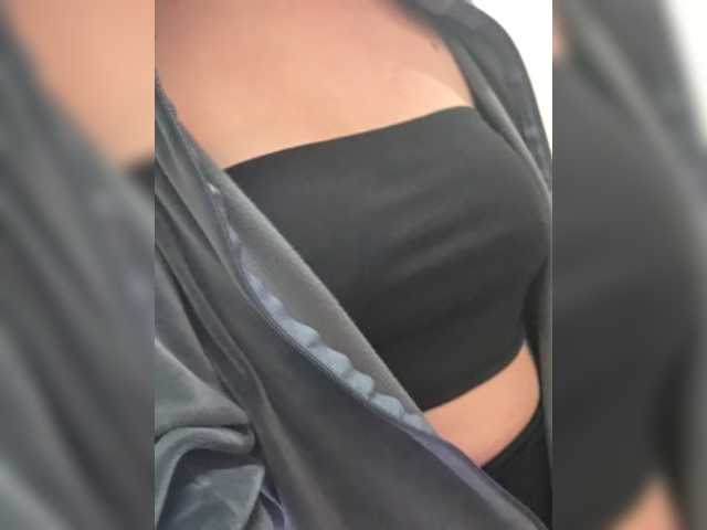 Swit777 live cam on BongaCams