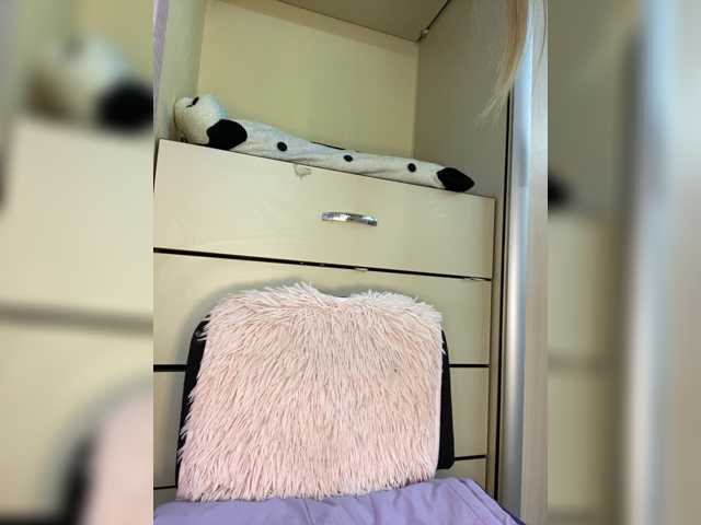 Alexjinna, live now on BongaCams