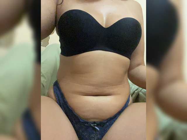 Krasivayalubov live cam on BongaCams