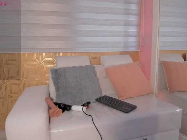 Laross25 live cam preview