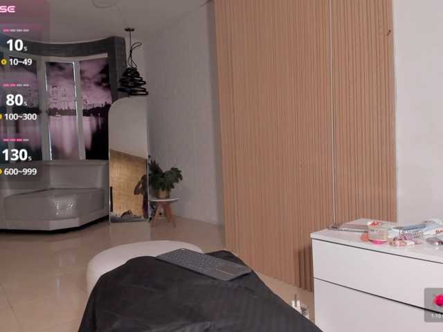 Laross25 live cam on BongaCams