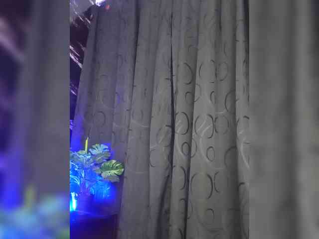 Arethaozz1 webcam
